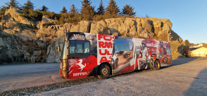 KOMPLETT RUSSEBUSS med lyd/lys/strøm