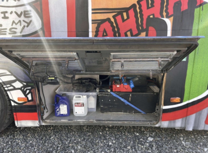 FITTEN Selgest til 08,09 eller 010