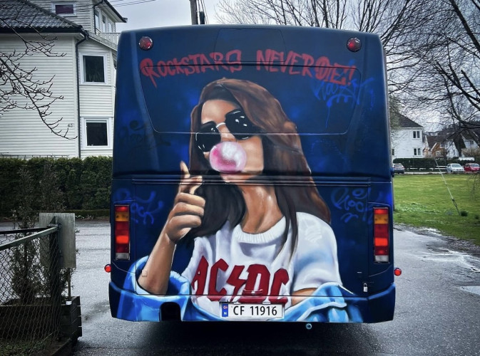 SCANIA L94 2001 12 m selges!