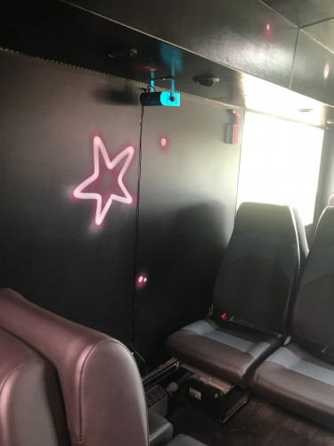 Buss leies ut for single netter!