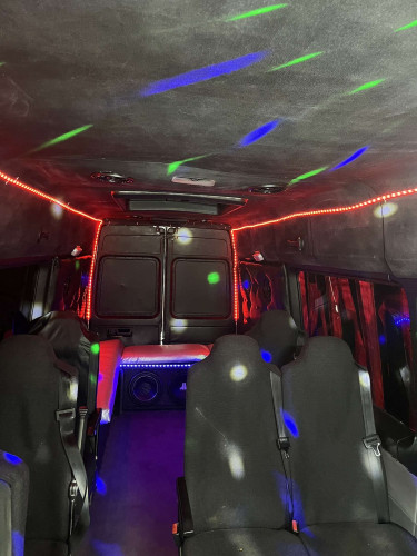 Mercedes-Benz Sprinter Russebil